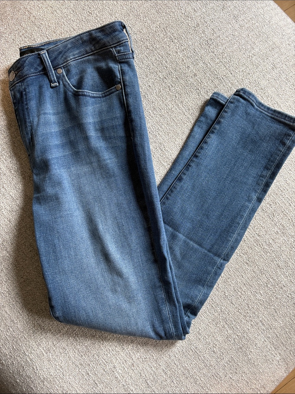 Quince Women Skinny Jeans - Medium Blue Wash